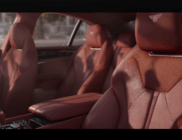 découvrez le nouveau cuir innovant présenté par bentley, alliance parfaite de luxe et d'élégance. raffinement, confort et savoir-faire inégalé pour sublimer chaque trajet.